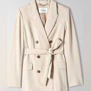 Aritzia Babaton Samuel Blazer